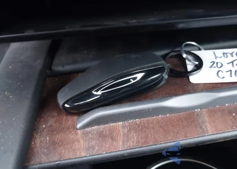 2020 Tesla Model S Long Range Dual Motor All-Wheel Drive/Long Range Plus Dual Motor All-Wheel Drive from USA, damaged, VIN 5YJSA1E21LF361362